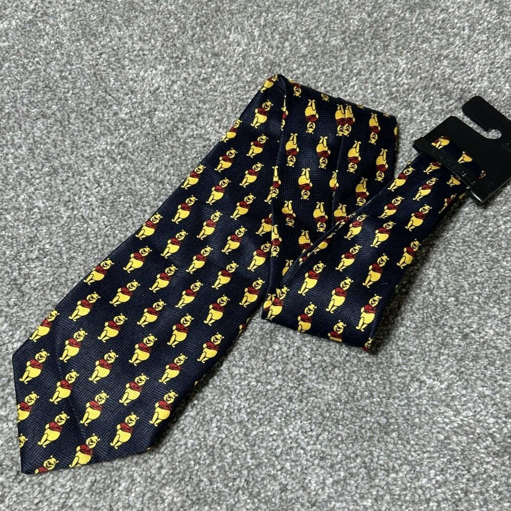 Pooh Disney 100% Polyester Winnie The Pooh Novelty Men's Neck Tie 4W" 60L"